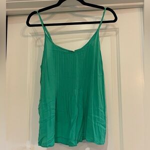 ⭐️Old Navy Vibrant Green Women's Camisole